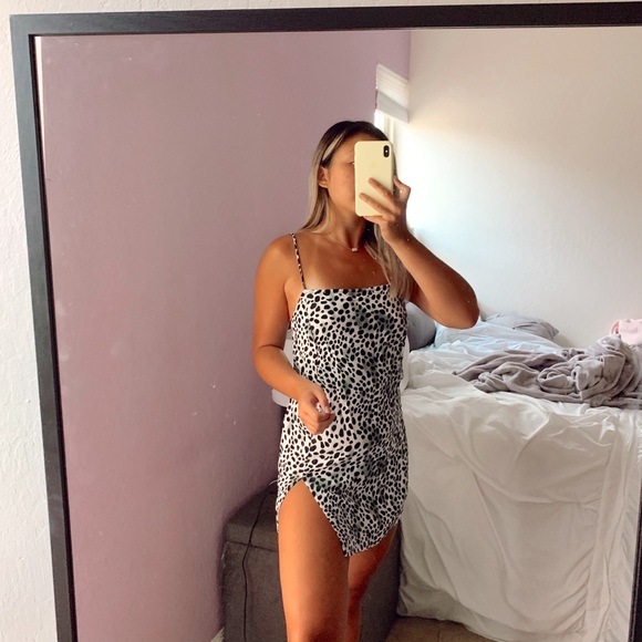 Princess Polly Dresses & Skirts - Princess polly speckle dress